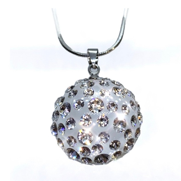 Crystal Lucite pendant transparent necklace with 18” sterling silver chain, new - Picture 9 of 11